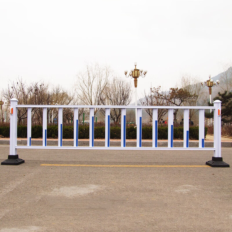 定制市政道路护栏交通锌钢围栏马路公路防撞防护隔离栏