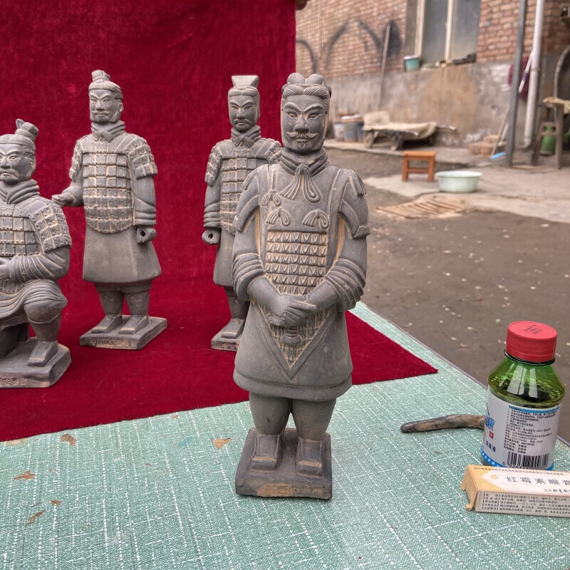 萌依儿兵马俑摆件25cm秦俑西安泥人泥塑中国传统礼品商务摆件的 黑-色