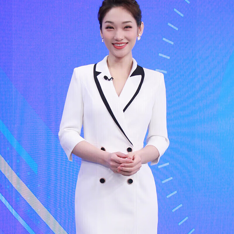 予瑾  播音主持艺考服装女学生高端七分袖西装修身人正装职业范演讲比