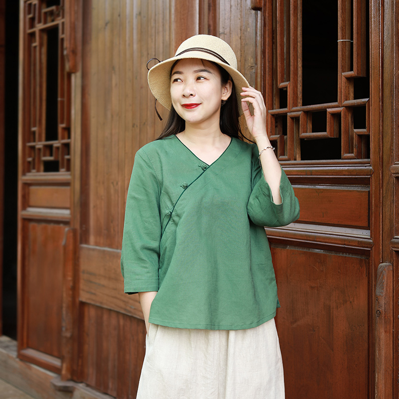乱在江南绿色斜襟花苞扣上衣女短款夏季v领棉麻女装文艺中式衬衫 绿色