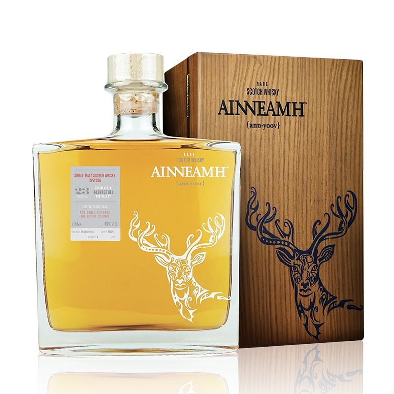MIKUNI驯鹿王AINNEAMH 苏格兰单一麦芽威士忌700ml进口洋酒礼盒装 格兰路思23年单桶
