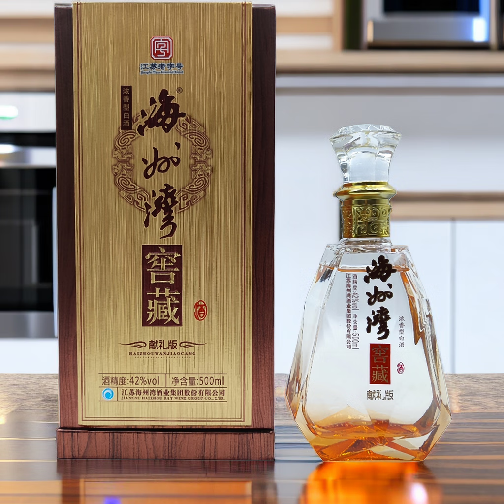 海州湾献礼版 纯粮酿造浓香型白酒  汤沟曲酒厂出品