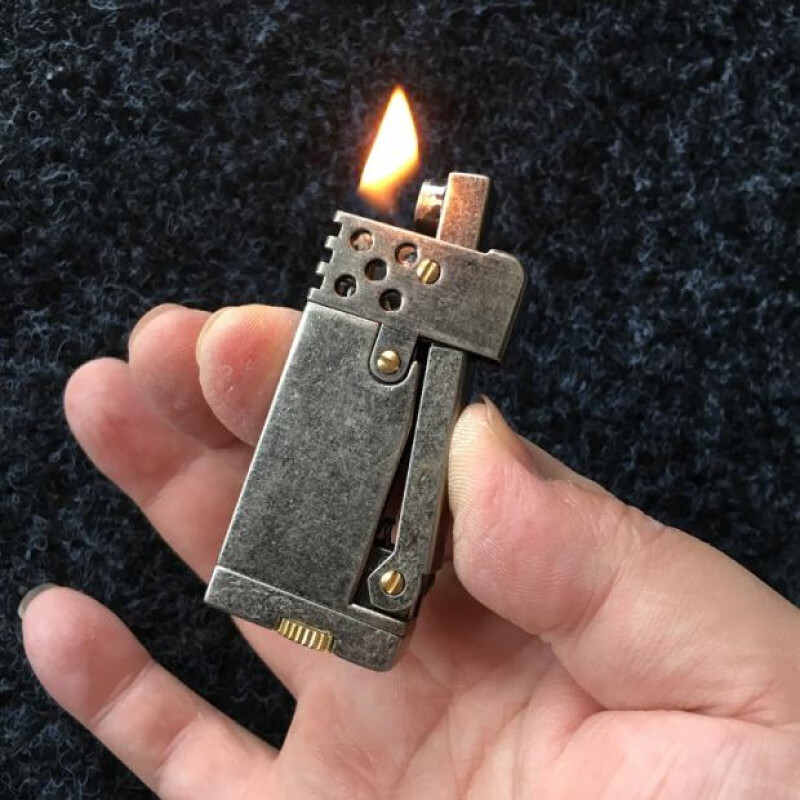 美恋老式煤油打火机 复古怀旧侧压煤油打火机 送火石 做旧银色