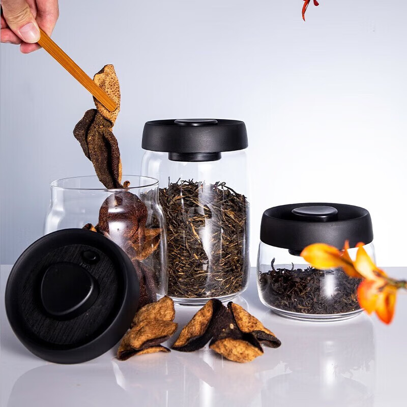 容山堂抽真空茶叶罐玻璃储物密封罐便携陈皮保存罐干果零食罐 抽真空茶叶罐800ml-雅黑中号属于什么档次？