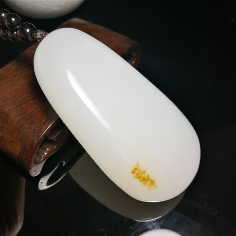 竔立      阿富汗玉碳酸盐质玉石手把件带皮手把玩 原石原皮手把件
