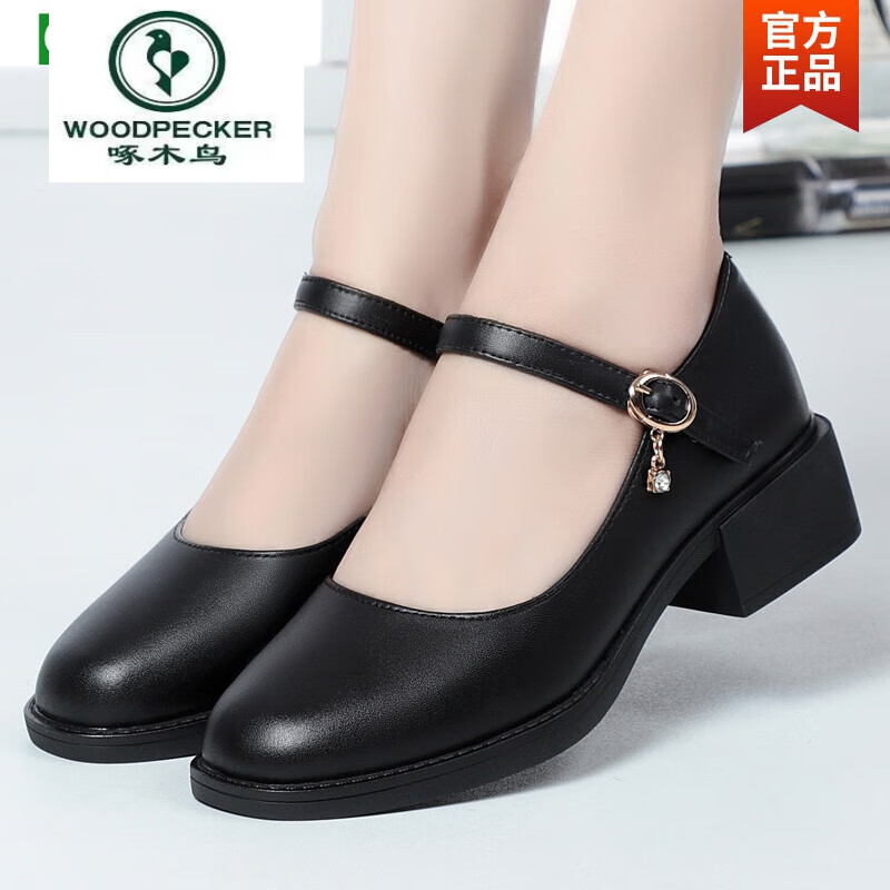 啄木鸟春秋真皮浅口单鞋中跟扣带女鞋中年妈妈软皮软底粗跟圆头低跟