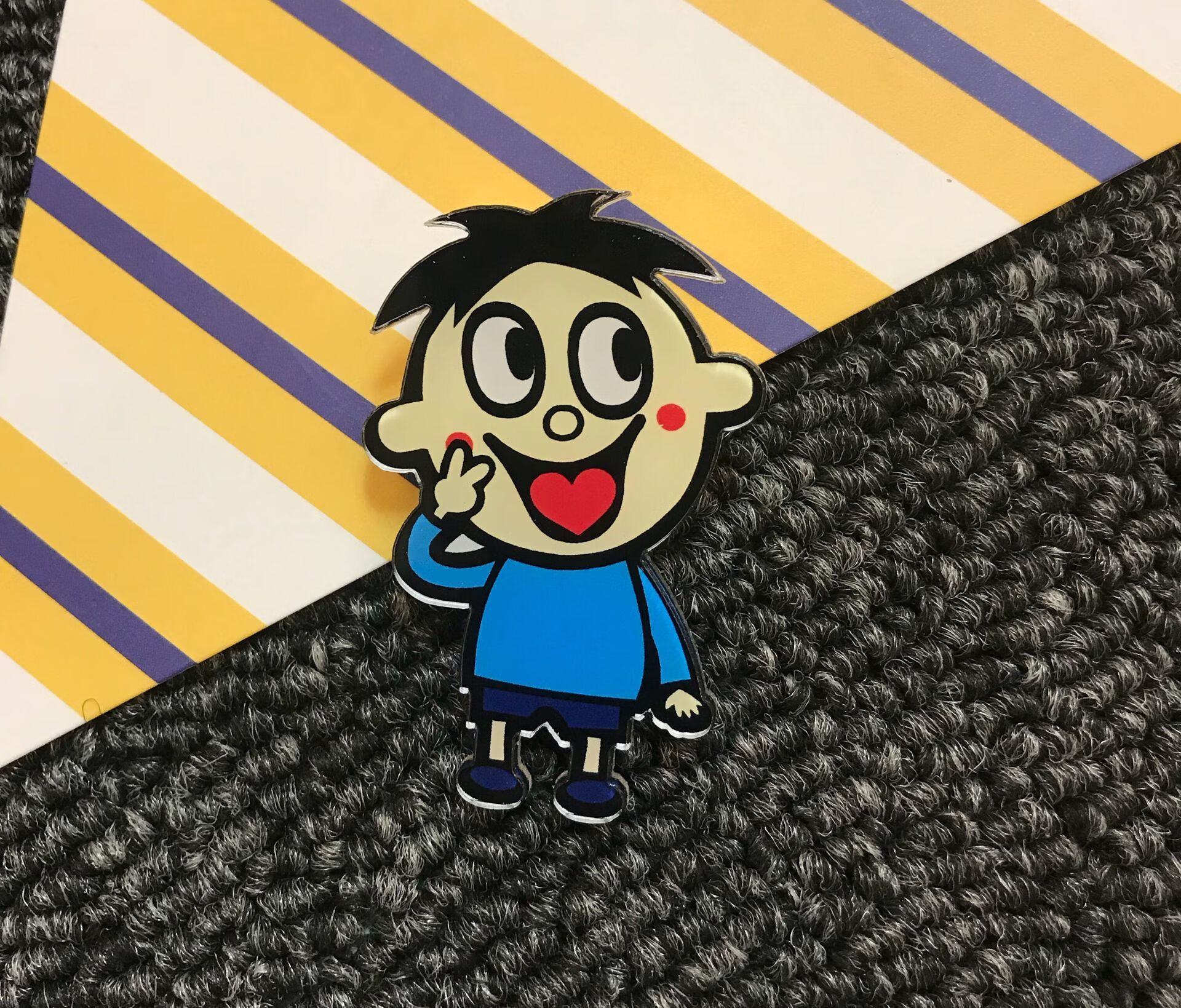 小胸针卡通亚克力笑脸徽章别针小丸子胸花别针sn3010 银色 旺仔胸针