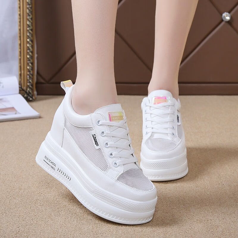 百丽踏今年流行的鞋子女潮休闲网面厚底内增高秋百搭港味老爹鞋 白色