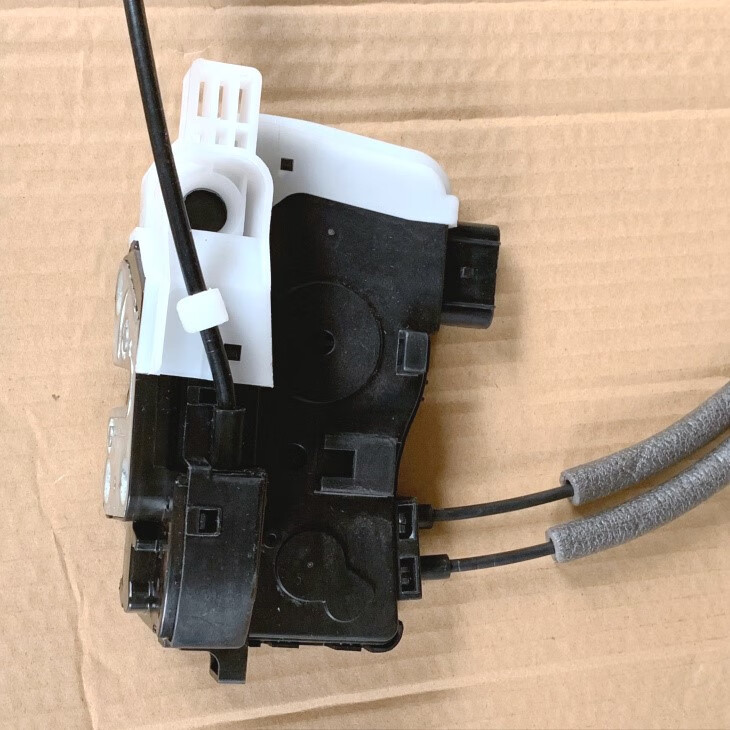 曙业适用于现代11-17款ix35车门锁块车门闭锁器马达电机中控锁 前左