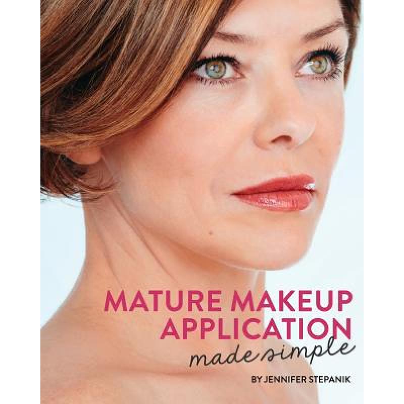 预订 Mature Makeup Application Made Simple