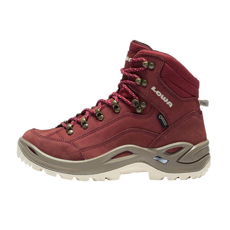 三,lowa登山鞋网友对比评测