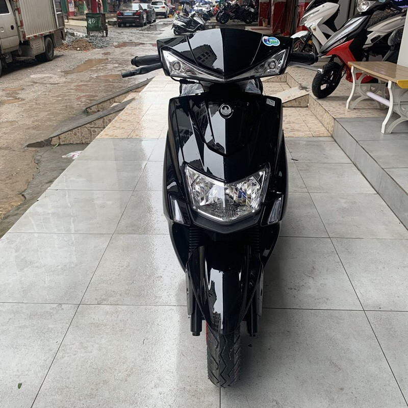 飞鹰摩托车小劲战5代目福臻110新款国4电喷发动机踏板车 fy-ymt劲战