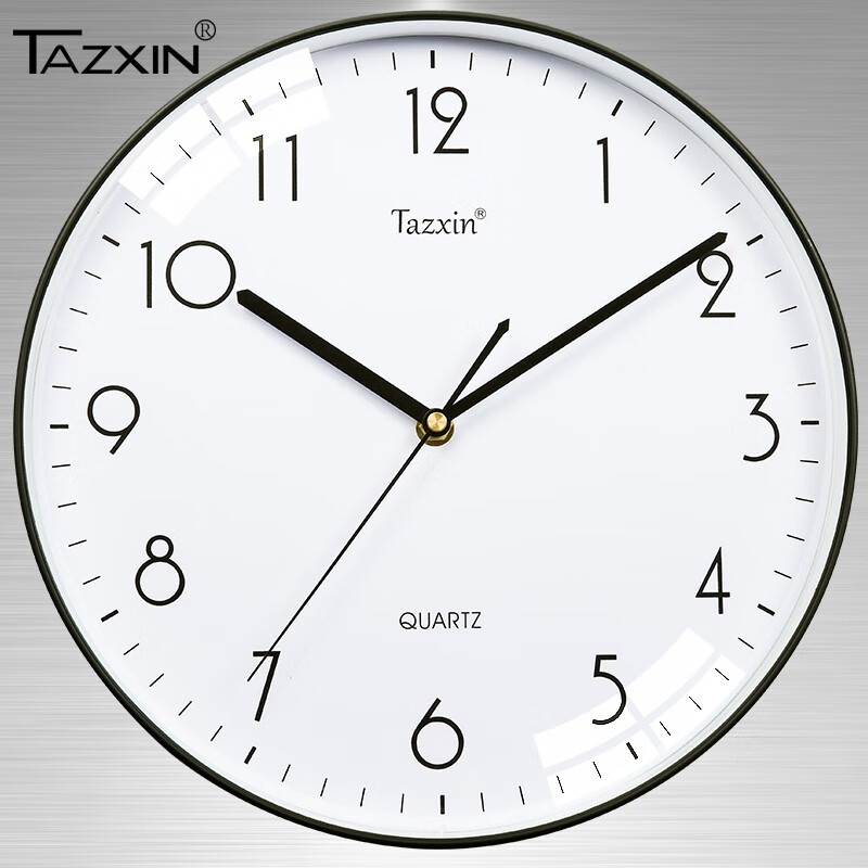 Tazxin 挂钟客厅挂墙卧室创意静音北欧轻奢时尚现代简约中欧式大号教室免打孔石英钟 黑边白面 10英寸(25.5厘米)
