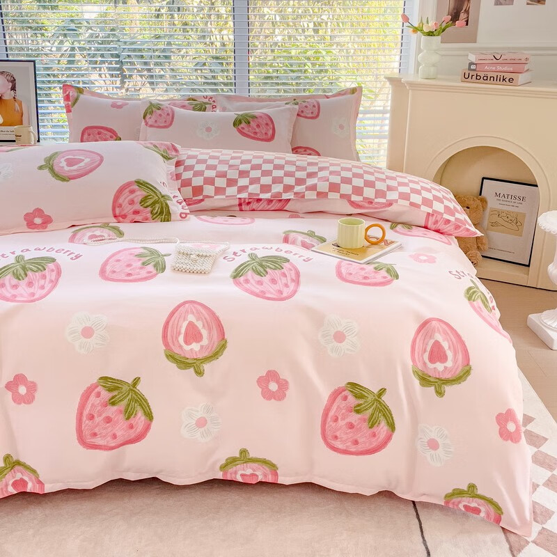 多兰诗（Duolanshi）磨毛四件套 春秋加厚保暖小清新宿舍卡通家用斜纹四件套 草莓派对 1.5米 床笠款 被套200*230 四件套