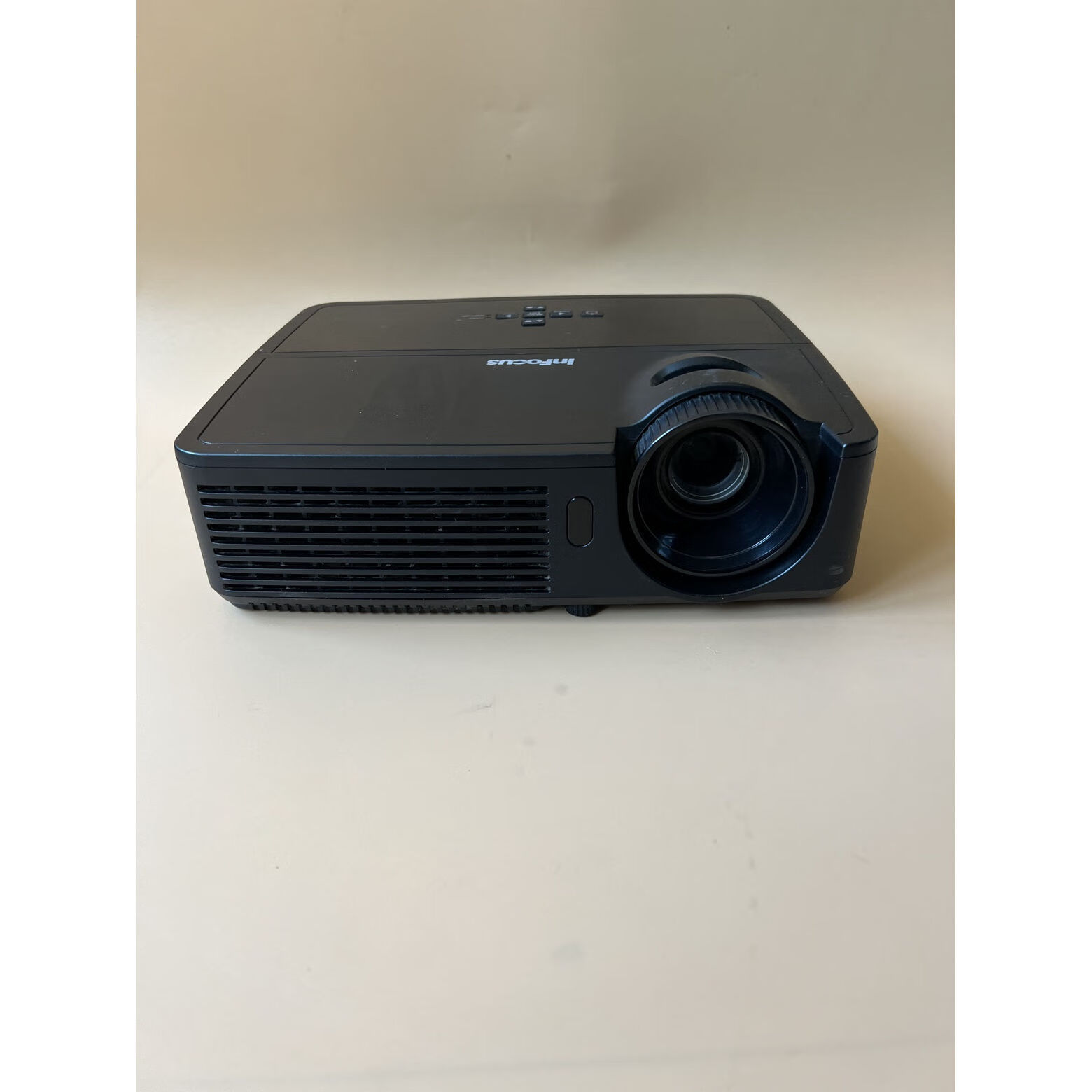 二手投影仪富可视in114高清家用1080p无线3000流明手机办公投影机