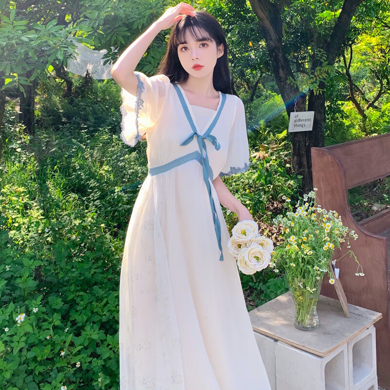 白色裙子配系带【女生穿搭 女装 s