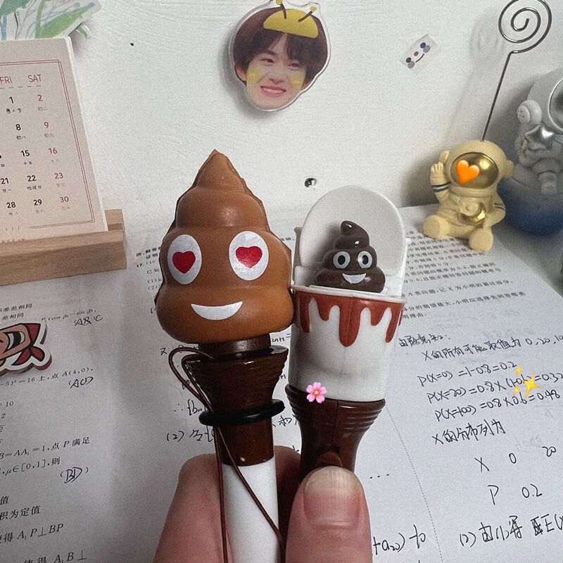 可愛個(gè)性搞怪新奇圓珠筆學(xué)生馬桶便便跳跳筆解壓好友分享玩具禮物 便便筆+馬桶筆【情侶款】
