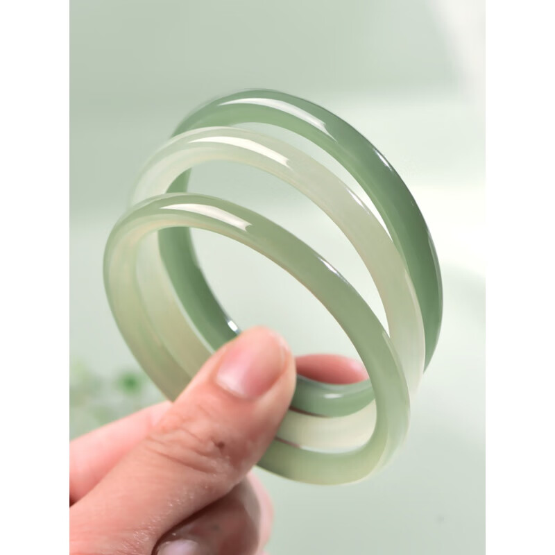 诗栀和田玉手镯湖水绿晴水细圆条玉镯子少女款美人镯女款玉手精美百搭