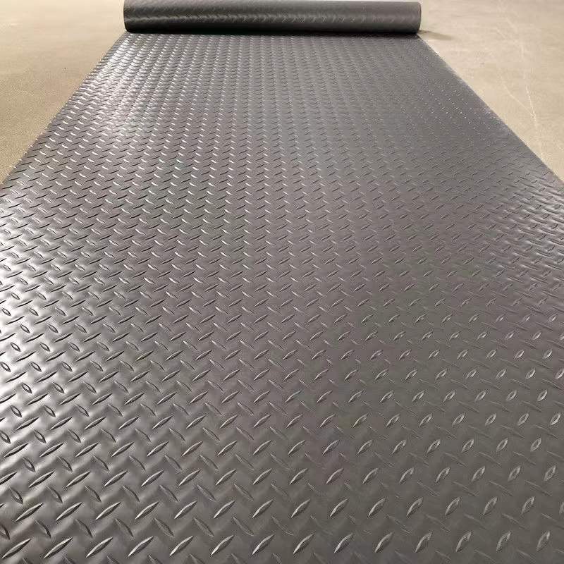 面包车地板垫拉货车厢垫板小货车橡胶地垫板防滑垫胶皮专用汽车铺 0