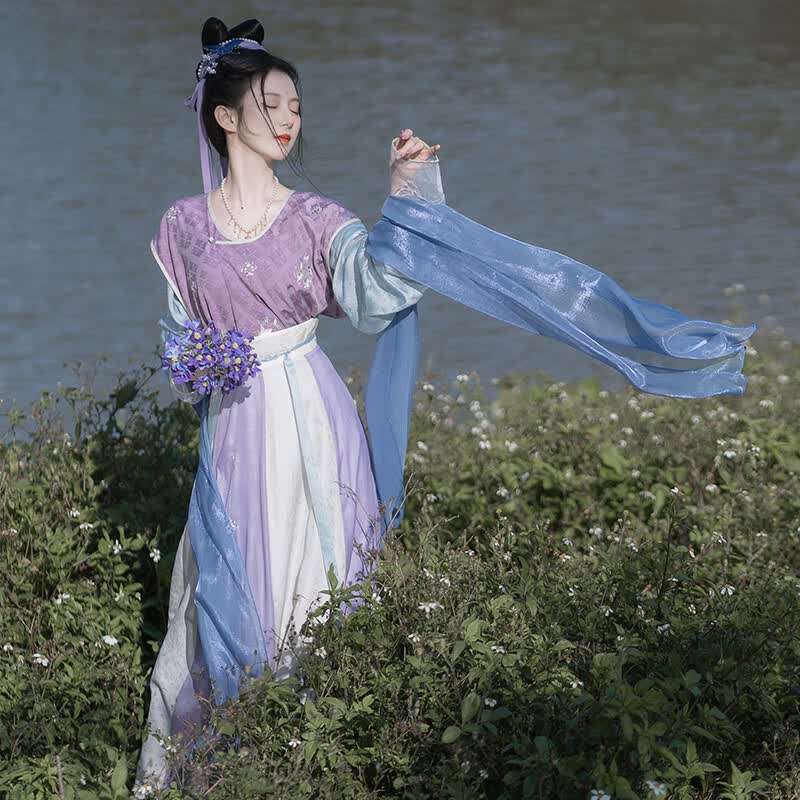 钟灵记南歌子 坦领褙子窄袖衫破裙汉服女绣花发带唐制2023春夏 坦领褙子一件预售45天 S怎么样,好用不?