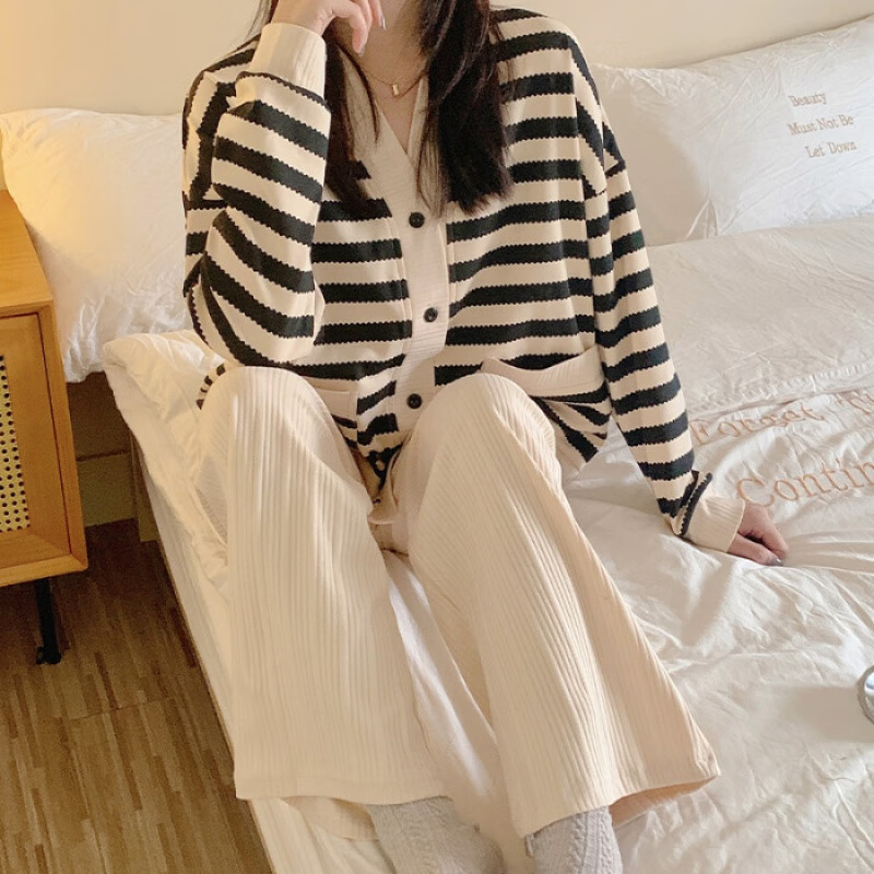 宝娜斯（BONAS）KK春秋季睡衣女长袖长裤可 CQ-004黑白条纹 L属于什么档次？