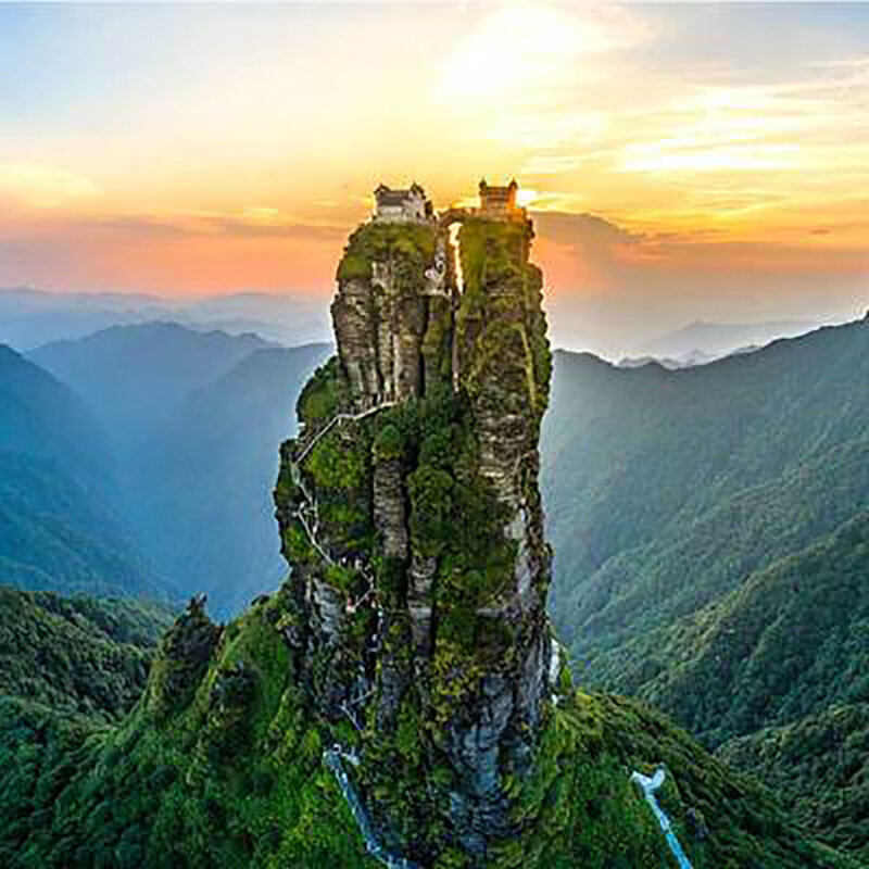 【网红梵净山】纯玩贵州旅游6天5晚跟团游黄果树瀑布西江苗寨小七孔