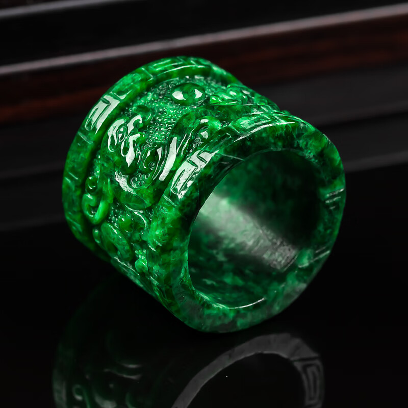 【珠宝严选】晟辉珠宝翡翠满绿仿古雕龙玉扳指玉石龙戒指附证书25.