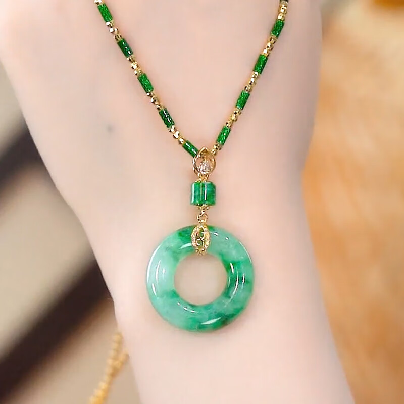 洛丽亚阳绿翡翠14k金镶翡翠甜甜圈吊坠套链子母扣吊坠  链子多样随机发 子母圆平安扣
