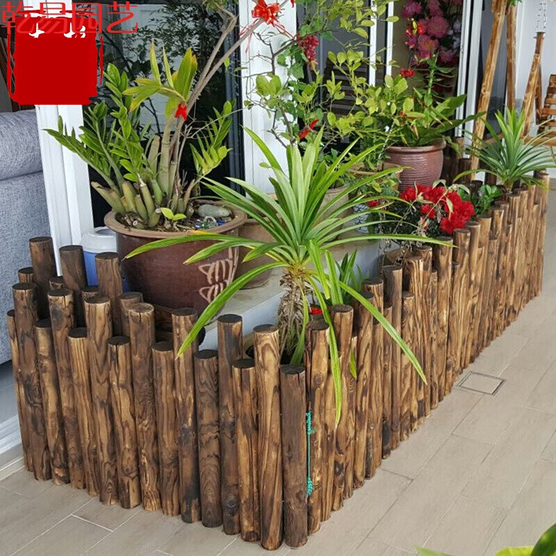 大厅 木栅栏碳化防腐圆木栅栏木围栏木篱笆连木桩栅栏花园圆木护栏