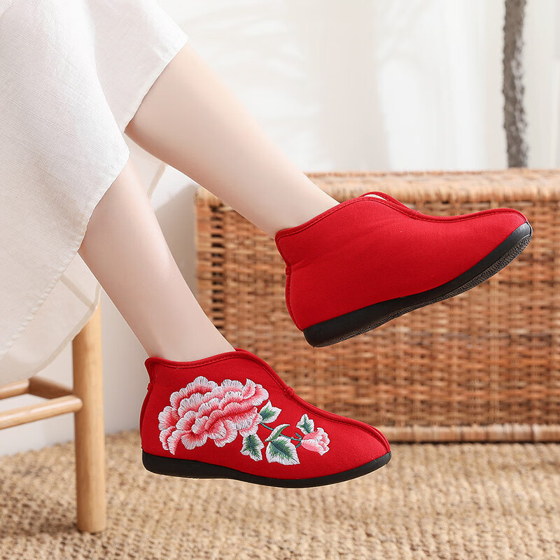 绒绣花鞋民族风妈妈棉靴子汉服鞋老北京布鞋休闲旗袍女棉鞋 情怀-红色
