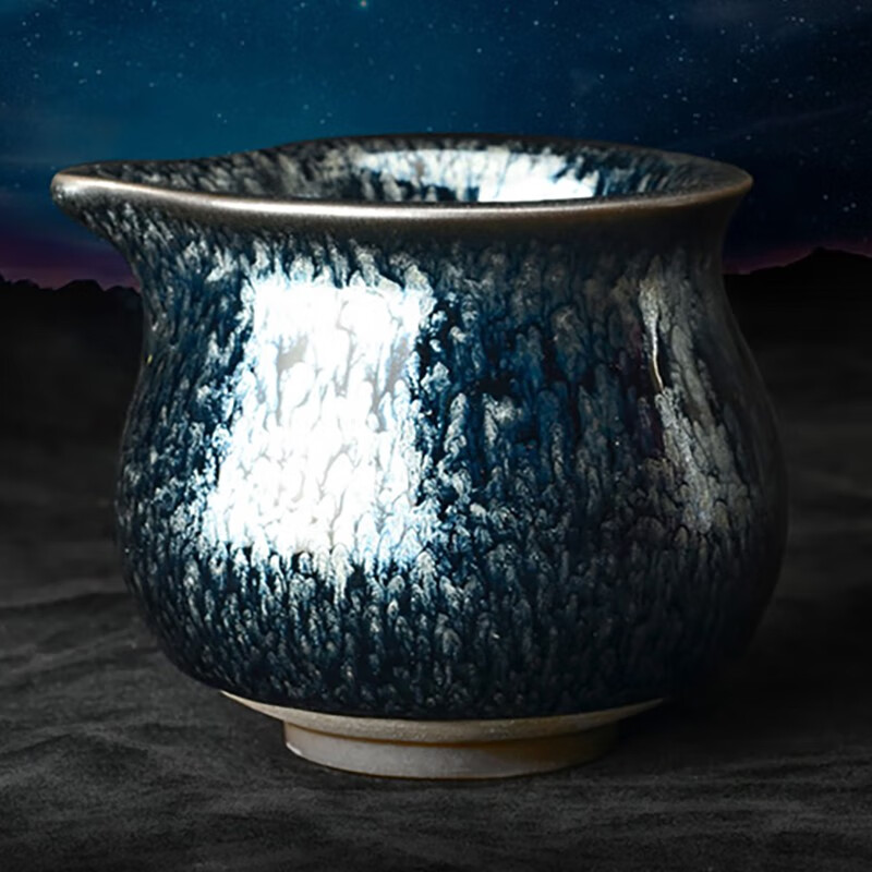 闽北建盏建窑建盏原矿高温铁胎经典釉面百花企鹅公道杯家用个性分茶器