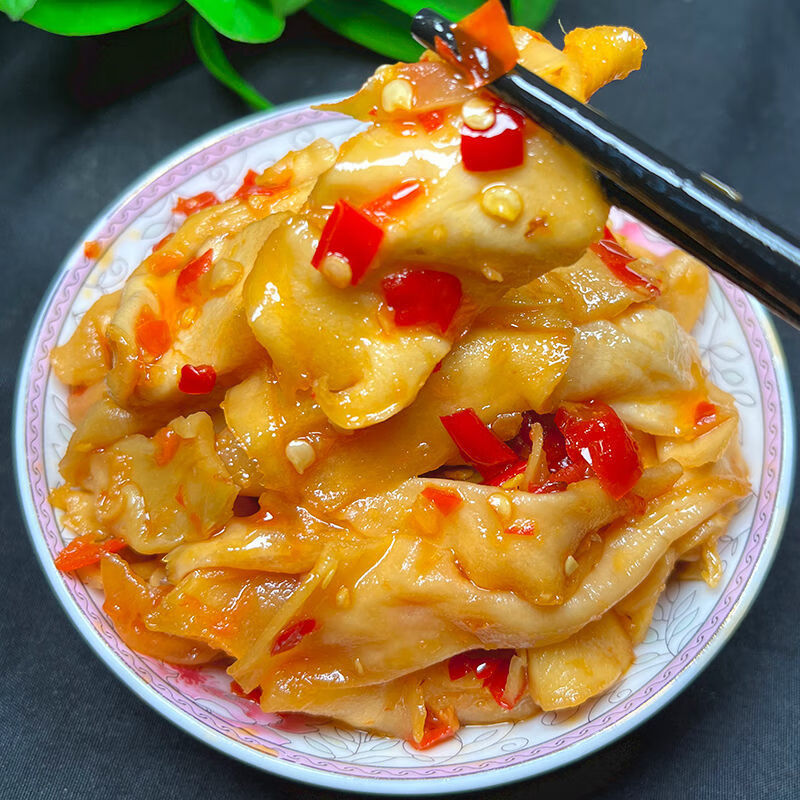 维霆江西特产腌榨菜皮香辣榨菜皮脆嫩下饭菜即食拌饭菜咸菜辣椒酱