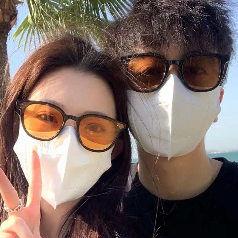 岚傲雪情侣墨镜潮女高级感ins防紫外线显瘦茶色太阳镜男开车游玩自拍