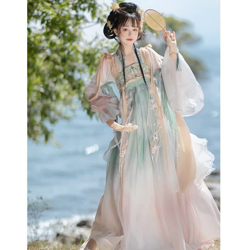 卡辑（KAARJIYY）宋制汉服女【蝶恋花语】原创齐腰大袖衫吊带百褶裙渐变绣花春夏 粉绿色五件套 L怎么看?