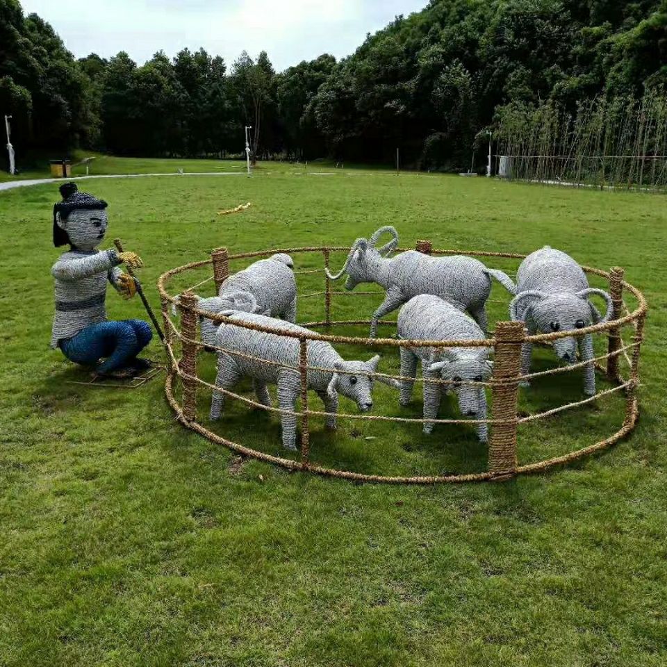 瑞策凝翔浅稻草雕塑绿雕景观玻璃钢雕塑 稻草雕塑绿雕景观玻璃钢雕塑