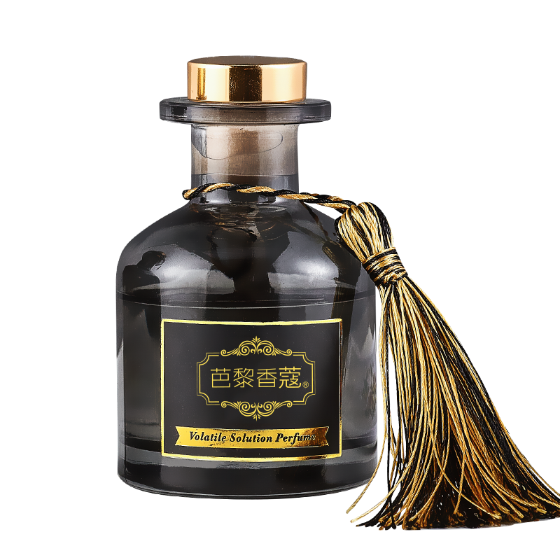 芭黎香蔻香薰蜡烛:高质量的家居装饰和全新纯净的氛围
