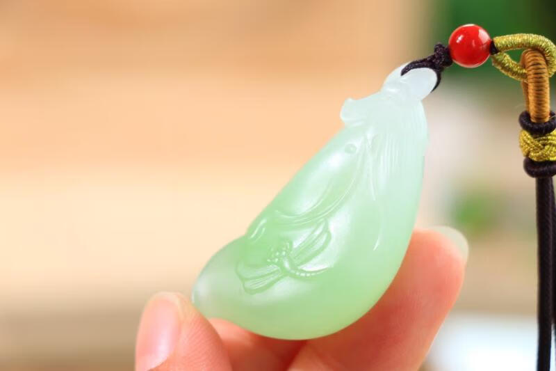 翠玥珏新疆和田玉籽料玉石雕刻翠青玉兰花羊脂白玉吊坠女士玉石项链