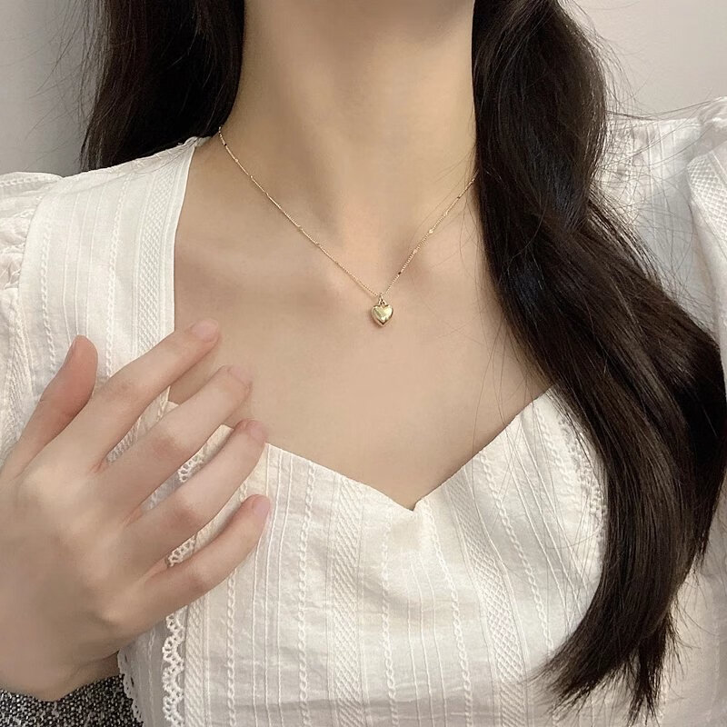 依莲妃【精选】爱心项链轻奢小众2021年锁骨链颈链精致配饰 金色