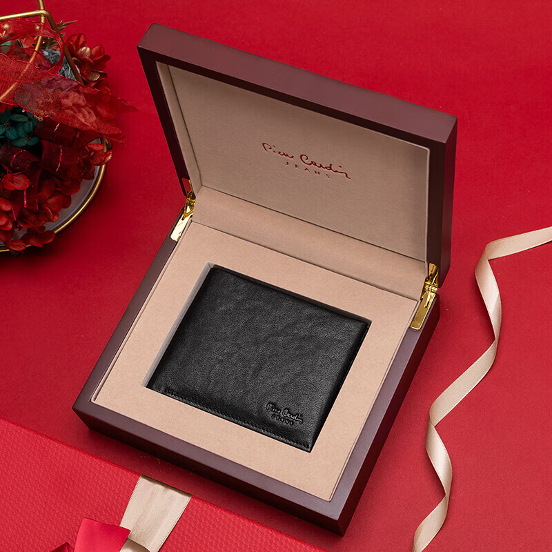 皮尔卡丹男士钱包商务休闲短款牛皮钱夹木质礼盒装