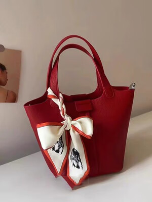 酷奇袋鼠(kuqidaishu)水桶包流行手提红色新娘结婚包包女2023新款高级