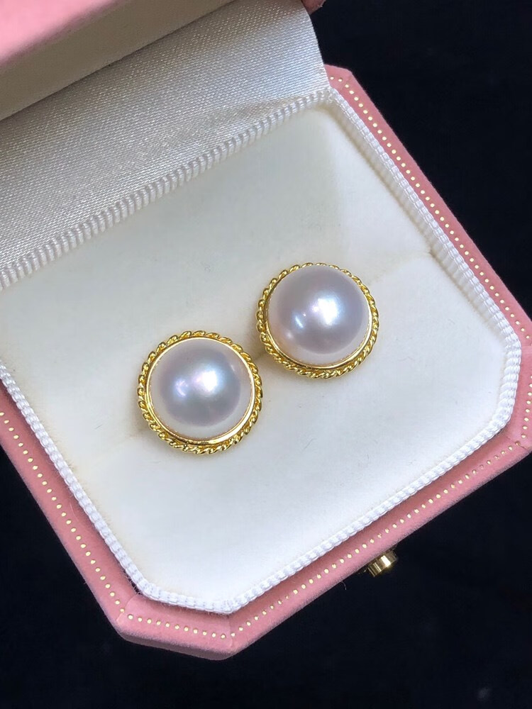 伊甸之星经典银麻花马贝珍珠耳钉s925款外径约1314mm金色银色刻字 银