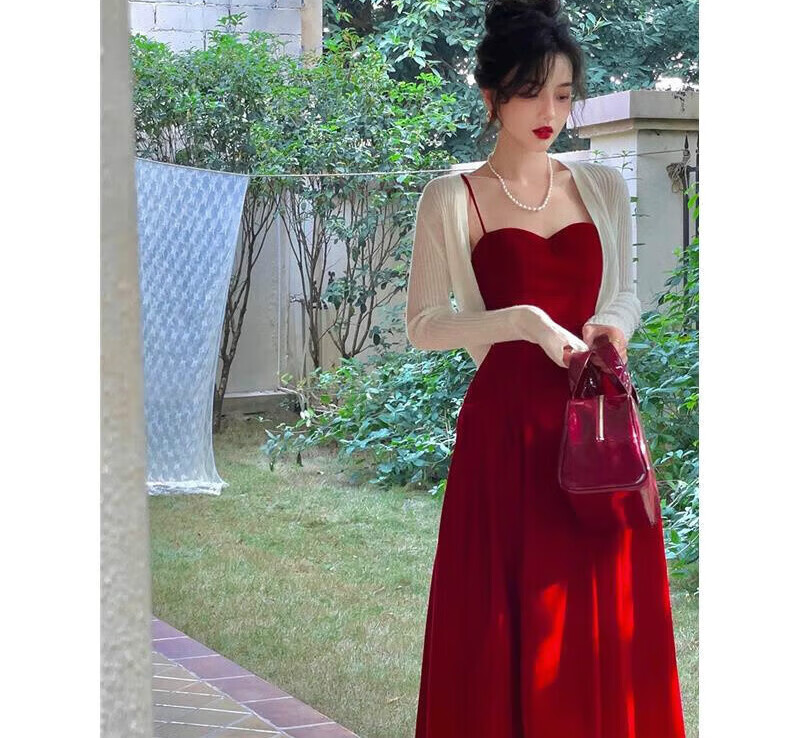 森卡西品牌2024新款晚礼服新娘回门敬酒服订婚红色金丝绒连衣裙日常可穿 白色开衫+红色吊带裙 L