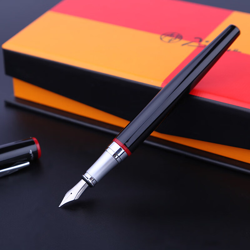 毕加索钢笔 毕加索(pimio)907钢笔商务男女生办公用学生用练字书法墨水笔礼盒装送礼礼品笔 红与黑钢笔0.5mm