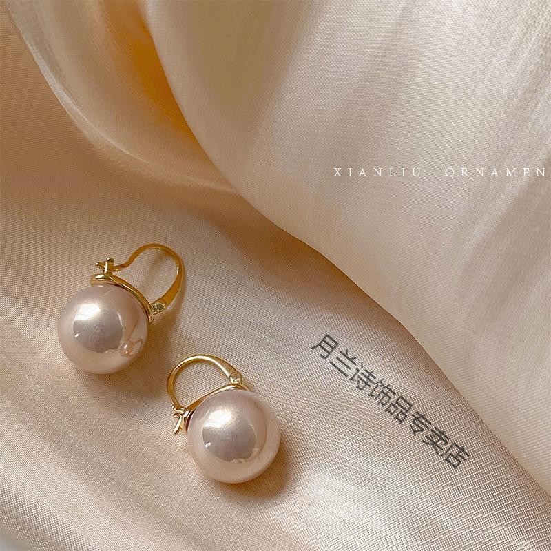 萨络途复古气质大珍珠耳环女韩国网红耳扣感耳钉潮耳饰品 香槟色珍珠