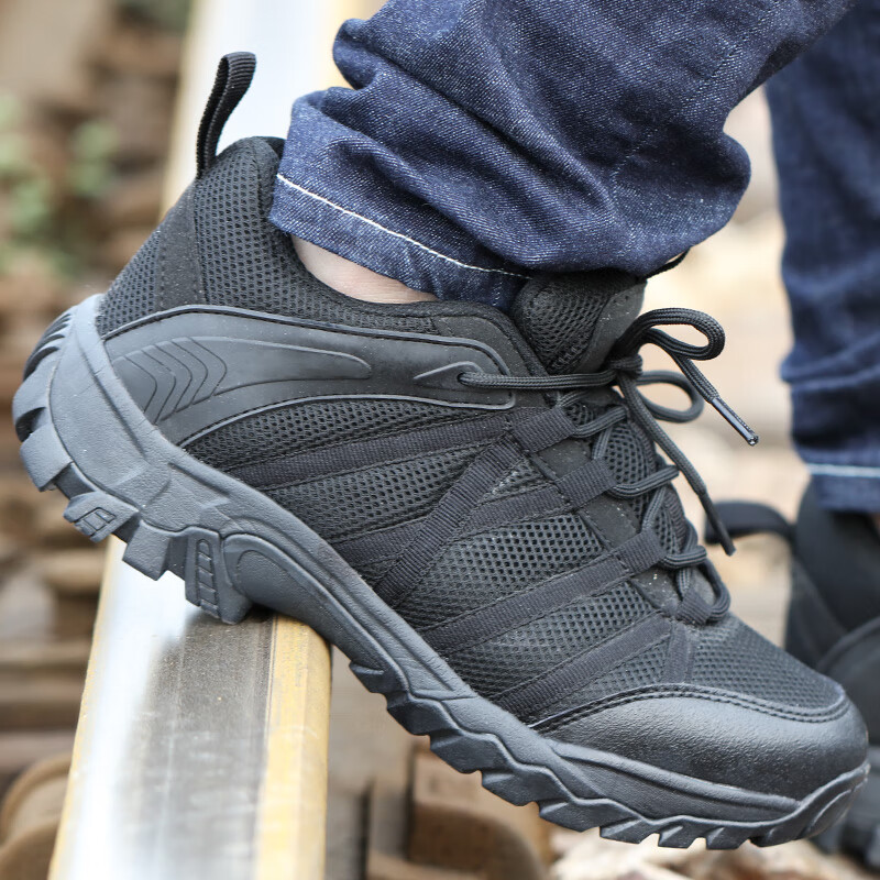 火蓝刀锋低帮作战靴情侣休闲鞋户外靴登山鞋男休闲越野鞋沙漠靴 ak