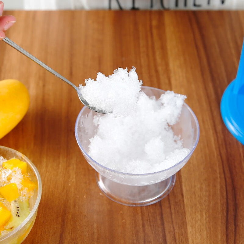 家用刨冰机手动碎冰机便携迷你小型爆冰机手摇式冰沙器碎冰器雪花绵绵冰沙机夏季奶茶店制冰破冰器打冰机手摇式碎冰机蓝色 虎窝购 家用刨冰机手动碎冰机便携迷你小型爆冰机手摇式冰沙器碎冰器雪花绵绵冰沙机夏季奶茶店制冰破冰器打冰机手摇式碎冰机蓝色 虎窝购