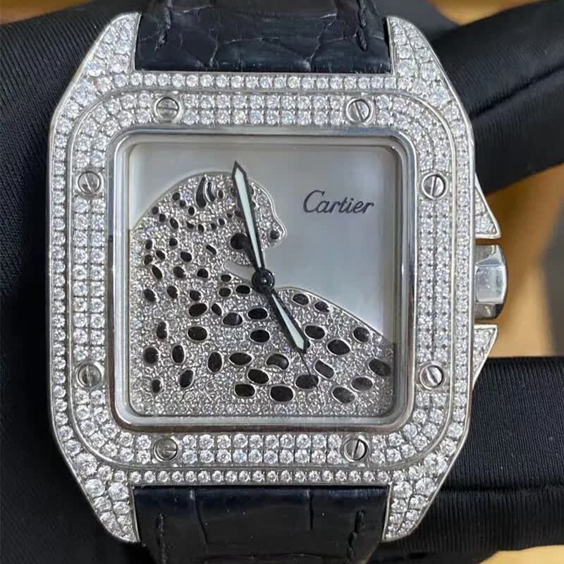 卡地亚(cartier) 桑托斯山度士系列男士自动机械手腕表大号豹头后镶钻