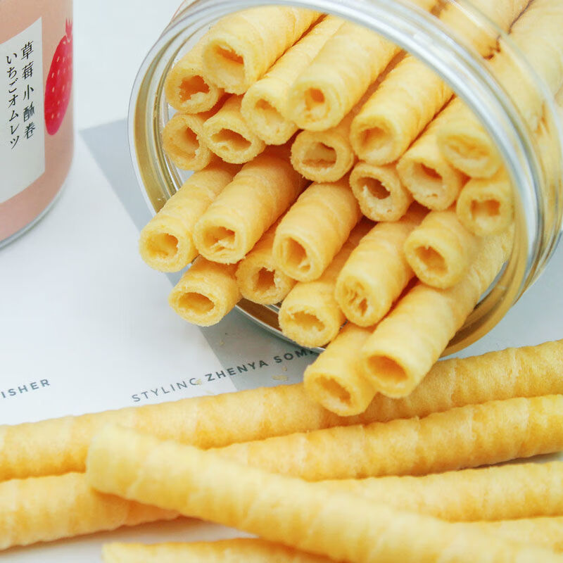 法思覓語(yǔ)咸蛋黃注心蛋卷芝士味草莓味小酥卷休閑零食小吃餅干罐裝食品 咸蛋黃味2罐