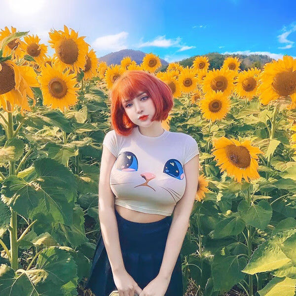 万派摩欧美紧身显胸大性感短款露脐t恤女学生春秋季网红主短袖修身