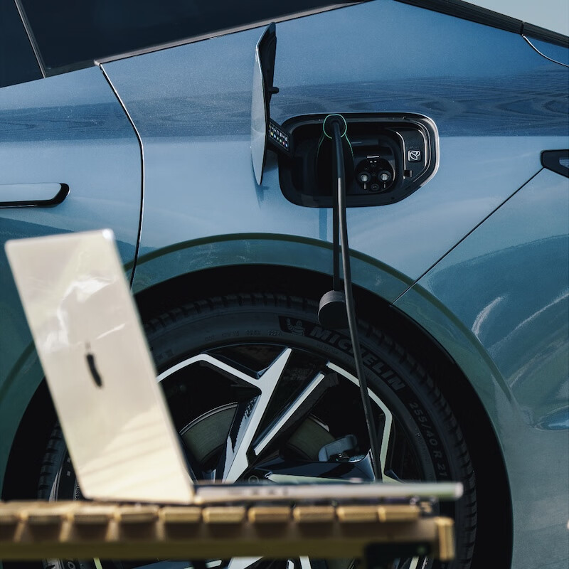 领克便携式充放电枪套装 原厂充放电一体智能防护多用途便捷收纳 套装（含充放电枪、转换器、插排） EM-P/PHEV(06/09)/纯电车型通用